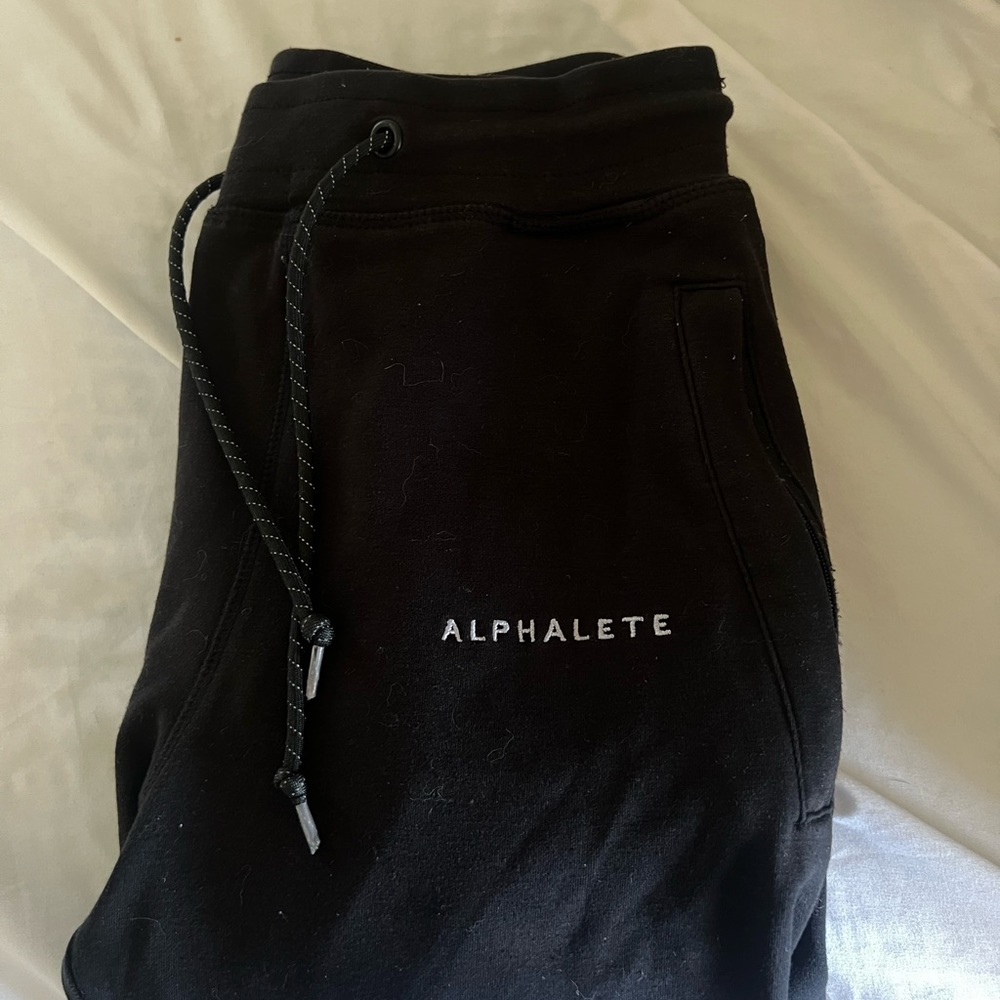 Alphalete sweatpants